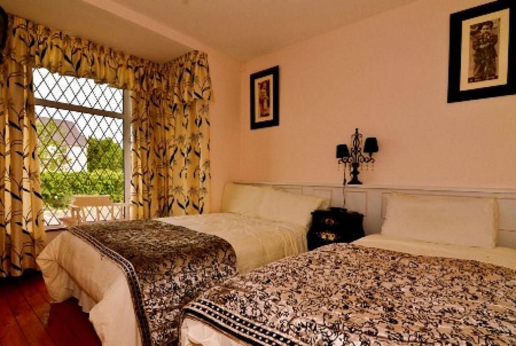 Grey Gables B&B Эннис Экстерьер фото
