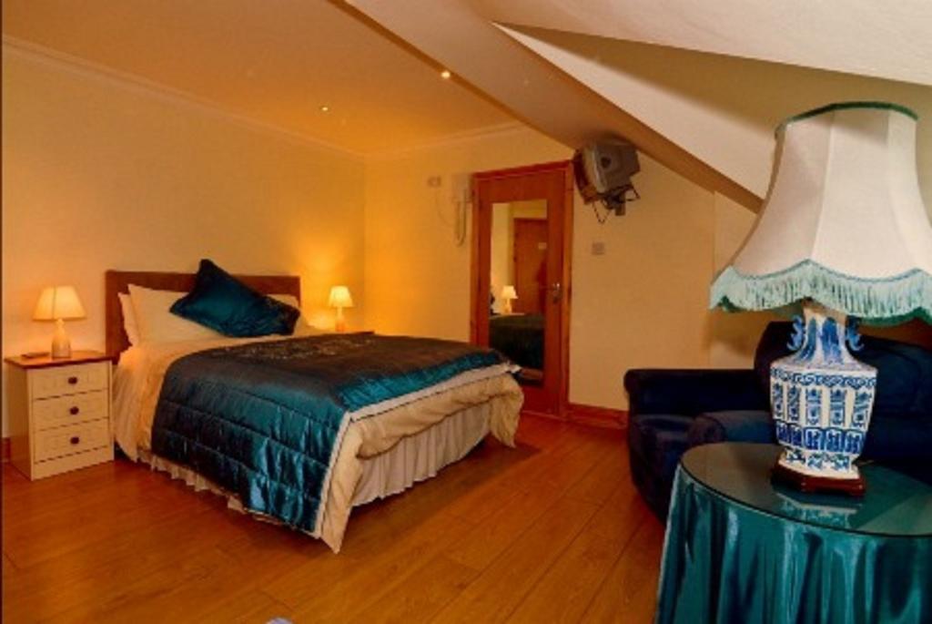 Grey Gables B&B Эннис Экстерьер фото